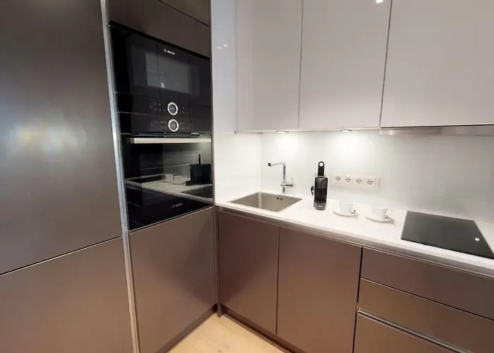 White Pearl 1.02 Apartment *